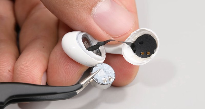 AirPods 5 внезапно стали ремонтопригоднее