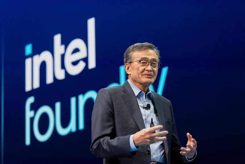 Intel отдаст стартапу доступ к RTL Atom
